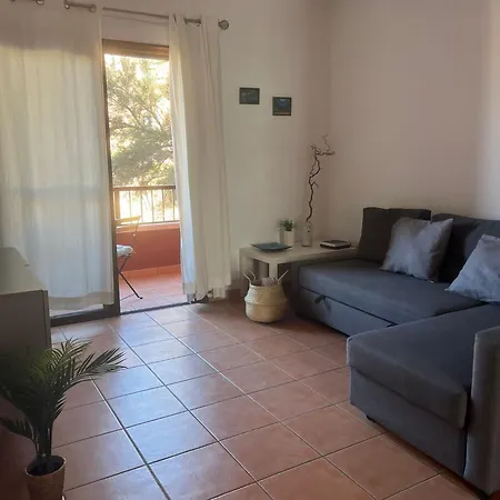 Apartamento En Con Piscina Y Garaje
